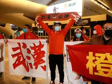 Fans des FC Wuhan Zall fiebern dem 25. Juli entgegen