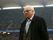 Uwe Seeler unterzog sich einem erneuten Eingriff