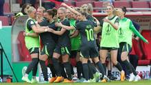 Titel-Duell zwischen dem VfL Wolfsburg und dem FC Bayern bleibt offen