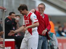 Trainer Peter Stöger (r.) und Stürmer Patrick Helmes