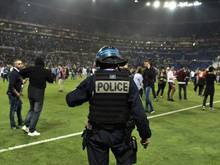 Nach Krawallen: UEFA will Urteil am Mittwoch verkünden