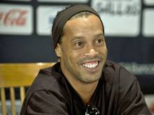 Ronaldinho ist bei Fluminense vorgestellt worden
