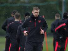 Für Mertesacker hat der englische Fußball die Nase vorn