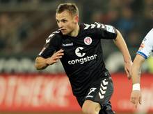 Bernd Nehrig spielt auch in Zukunft für den FC St. Pauli