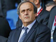 Platini will weiterhin Blatters Nachfolge antreten