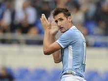 Miroslav Klose feiert mit Lazio Last-Minute-Sieg