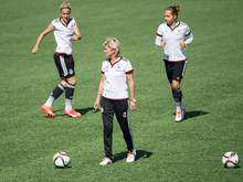DFB-Damen üben Elfmeterschießen unter Extrembedingungen