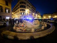 Hooligans hatten den Bernini-Brunnen beschädigt
