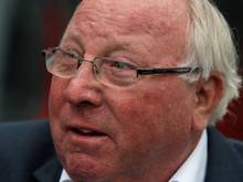 Uwe Seeler wird als "Legende des Sports" geehrt