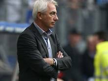 HSV-Coach van Marwijk mit Respekt nach Freiburg