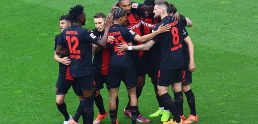 Fußball-Bundesliga: Bayer Leverkusen beendet Saison ungeschlagen