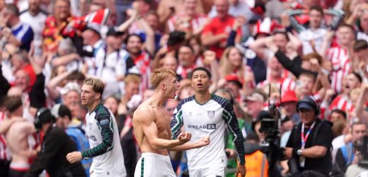 Premier League-Aufstieg des AFC Sunderland: Millionenspiel in der Nachspielzeit entschieden