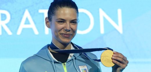 WM im Fechten: Ukrainerin Wlada Charkowa verweigert Siegerfoto mit Russen