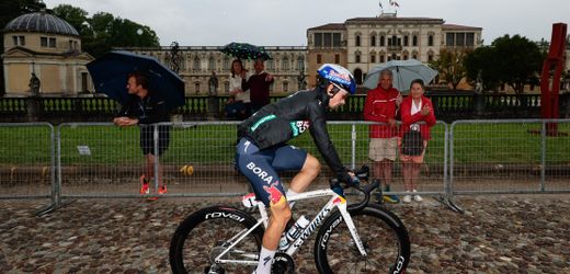 Giro d'Italia: Primož Roglič steigt nach erneutem Sturz aus