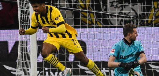 Borussia Dortmund gewinnt auch bei Bayer Leverkusen und springt auf Rang vier