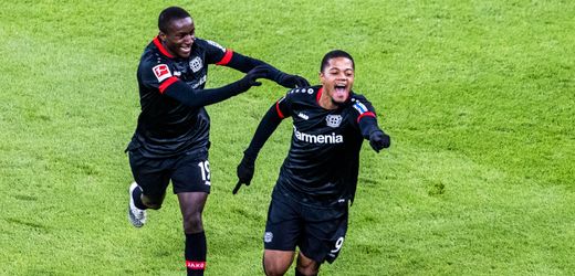 Bundesliga Tabelle Ergebnisse Und Spielplan Am 7 Spieltag Im Uberblick