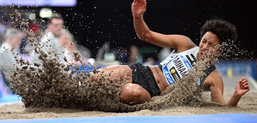 Leichtathletik: Malaika Mihambo gewinnt erneut Hallenmeisterschaften
