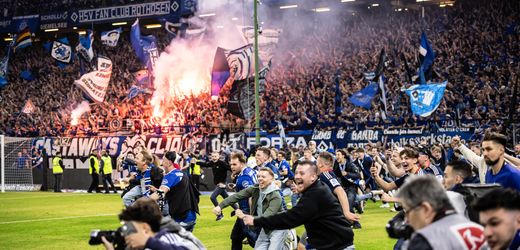 HSV: Mehrere Schwerverletzte bei Platzsturm nach Aufstiegsspiel