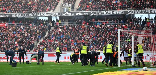 Deutsche Fußball-Liga: Fanproteste gegen möglichen Investor kosten SC Freiburg 30.000 Euro