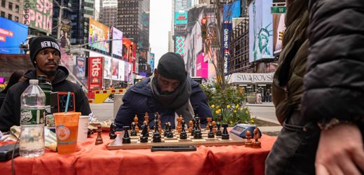 New York: Tunde Onakoya und Shawn Martinez stellen neuen Weltrekord im Schachmarathon auf