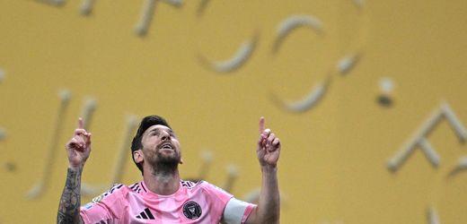 Klub-WM: Lionel Messi versenkt Freistoß zum Sieg gegen Porto, Paris Saint-Germain stolpert gegen Botafogo