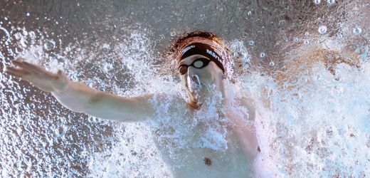Schwimmen: Lukas Märtens wird Weltmeister über 400 Meter Freistil