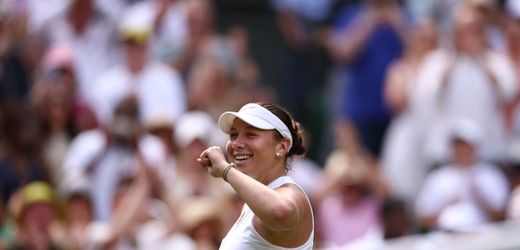 Wimbledon: Amanda Anisimova zieht gegen Aryna Sabalenka ins Finale ein, zwei medizinische Notfälle