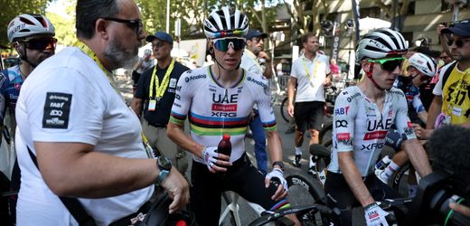 Tour de France: Tadej Pogačar stürzt auf elfter Etappe, Konkurrenten warten