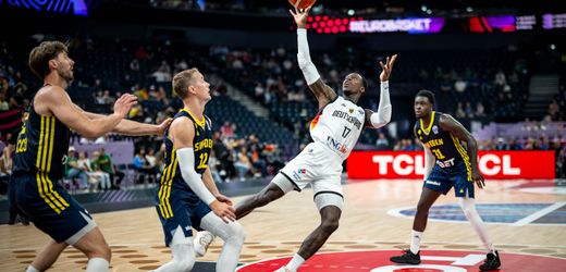 Basketball-EM: Deutschland besiegt Schweden trotz Feueralarm und Trainer-Ausfall