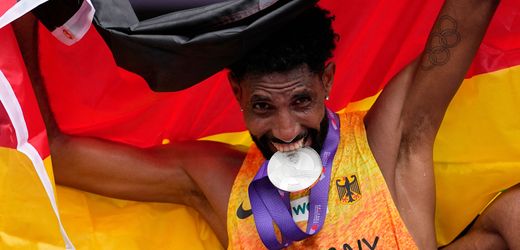 Leichtathletik-WM in Tokio: Amanal Petros holt sensationell Silber im Marathon