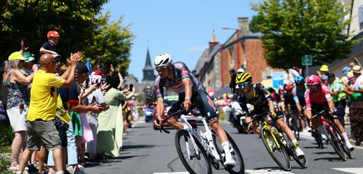 6. Etappe der Tour de France: Mathieu van der Poel holt sich das Gelbe Trikot zurück