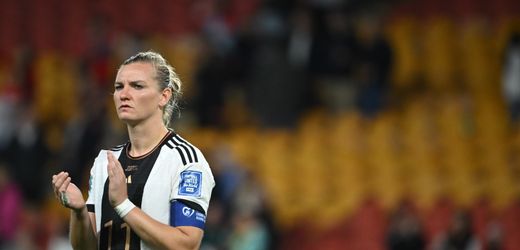 Frauenfußball: Alexandra Popp kritisiert WM-Bedingungen um Nominierung und Quartier in ZDF-Dokumentation