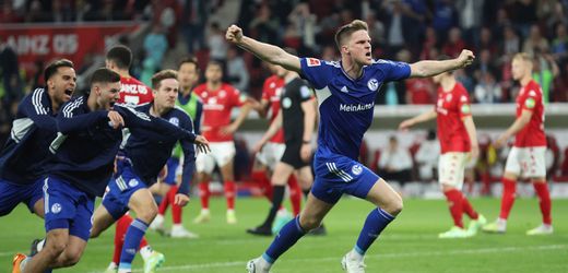 Fußball-Quiz: Welcher Schalker erzielte das späteste Bundesligator?