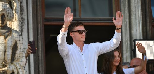 Fußball-Transferticker: Benjamin Pavard will wohl die Bayern verlassen