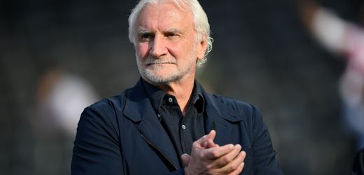 Wechsel zu Bayern München: Rudi Völler bezeichnet Jonathan Tah als »Weltklasse«