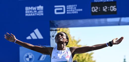 Berlin Marathon: Assefa mit Fabelweltrekord bei den Frauen, Kipchoge gewinnt zum fünften Mal