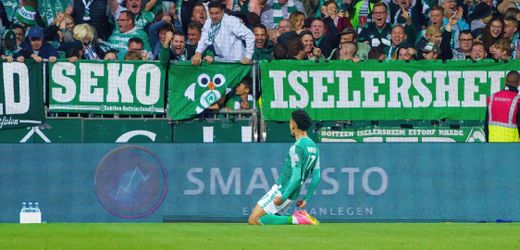 Bundesliga: Werder Bremen siegt 2:1 gegen den 1. FC Köln dank Justin Njinmah