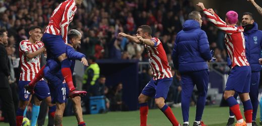 Ángel Correa: Atlético Madrids Stürmer feiert Treffer nach Auswechslung auf der Ersatzbank