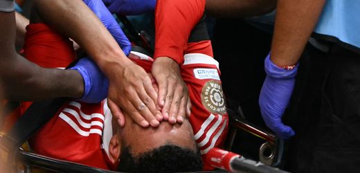 FC Bayern München: Verletzter Jamal Musiala bei Klub-WM vom Platz getragen