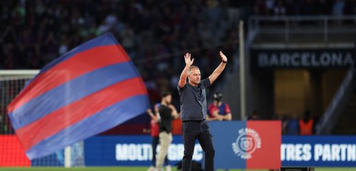 Hansi Flick verlängert seinen Vertrag beim FC Barcelona