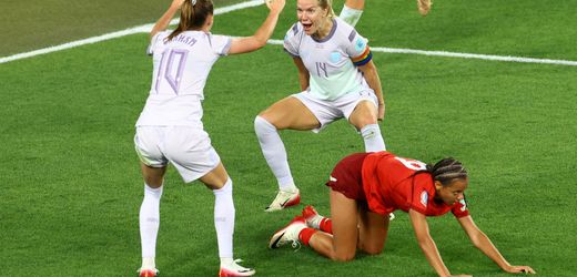 Fußball-EM 2025: Heimteam Schweiz verliert unglücklich zum Auftakt gegen Norwegen