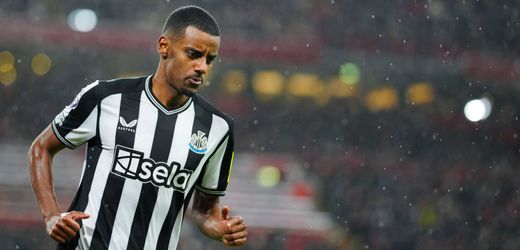 Fußball: Alexander Isak wechselt für 150 Millionen zum FC Liverpool