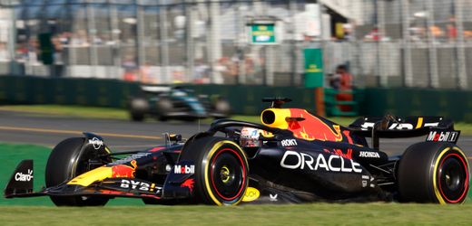 Formel 1 in Australien: Max Verstappen gewinnt chaotisches Rennen mit vielen Unterbrechungen