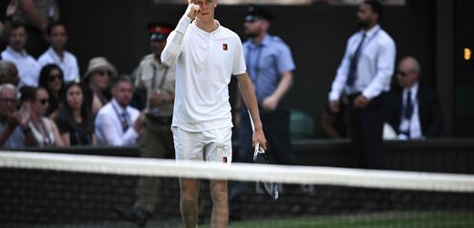 Wimbledon-Finale: Jannik Sinner bezwingt Carlos Alcaraz und holt ersten Grand-Slam-Titel auf Rasen
