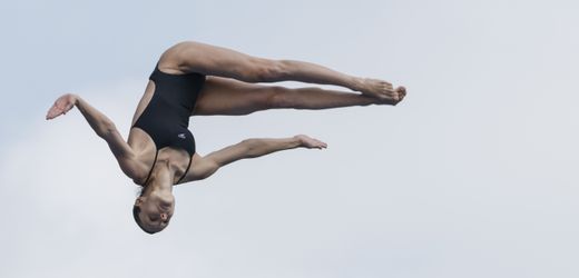 High Diving in Singapur: Iris Schmidbauer verpasst WM-Finale