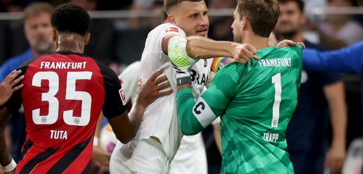 Fußball-Bundesliga: Eintracht Frankfurt mit Remis gegen SC Freiburg