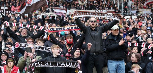 2. Fußball-Bundesliga: Strikte Kleiderordnung für St.-Pauli-Fans gegen HSV